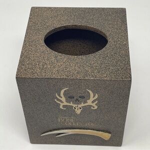 Bone Collector Tissue Box Cover
Michael Waddell Mountain
Country Licensed Resin
